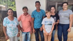 Após 25 anos, família reencontra parente que estava em Massaranduba