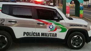 Motorista com habilitação suspensa tenta fugir da PM em Guaramirim