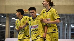 Futsal Sub-20 goleia Ascurra e pega Rio do Sul na semifinal do turno do Catarinense