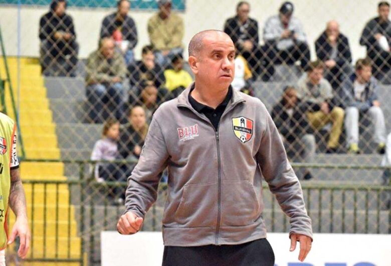 Xande Melo é o novo técnico do Jaraguá Futsal