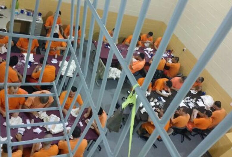 Cinco detentos são beneficiados com saída temporária de Dia dos Pais em Jaraguá