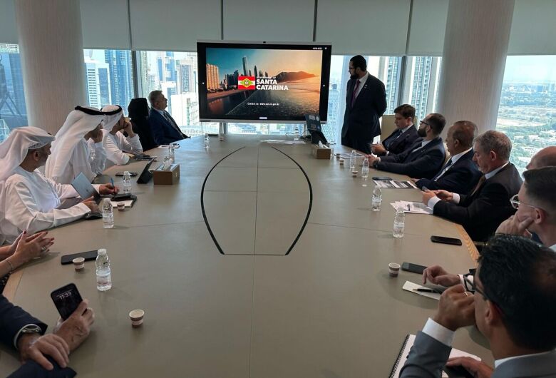 Representantes do governo dos Emirados Árabes demonstram interesse em investir na infraestrutura de 
