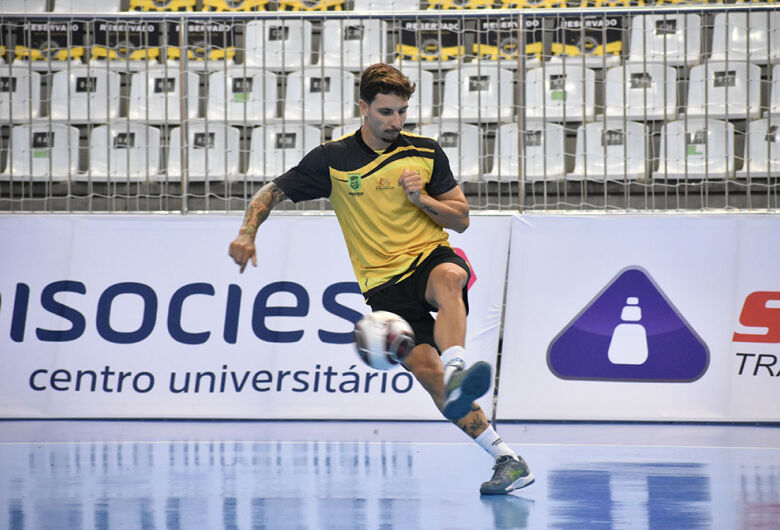 Jaraguá Futsal estreia na Liga Nacional contra o Umuarama