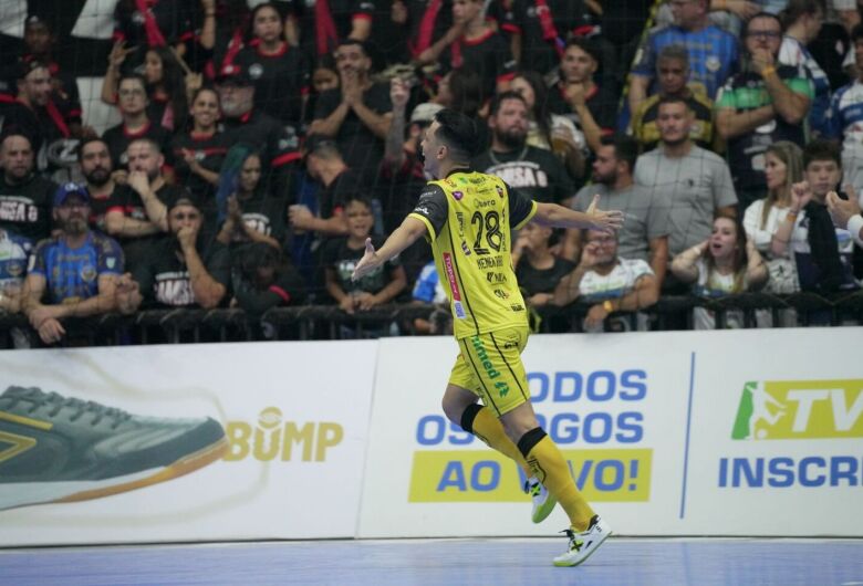 Jaraguá Futsal vence pato e acumula três vitórias consecutivas na LNF