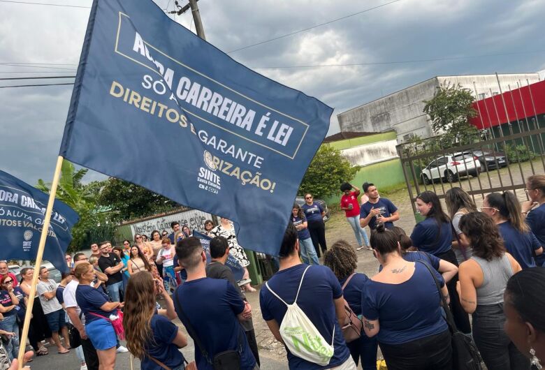 Professores estaduais fazem manifesto em Jaraguá do Sul