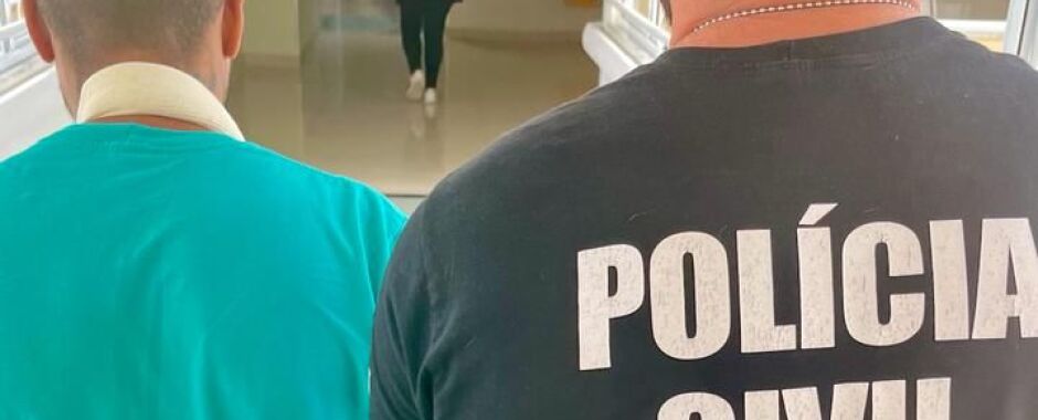 Foragido da Justiça por homicídio é preso após dar nome falso em hospital de Jaraguá 