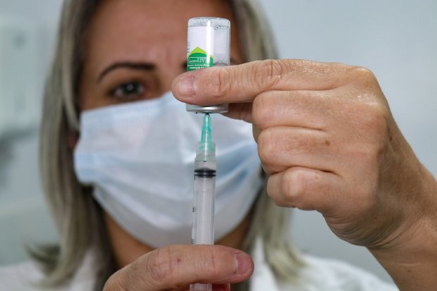 Santa Catarina vacina mais de 80 mil pessoas contra gripe em uma semana - Crédito:  Mauricio Vieira / Secom