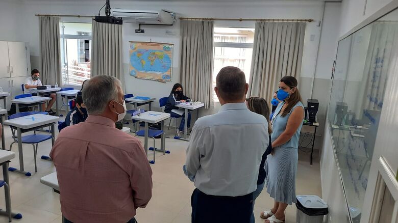 Lunelli e Franzner visitam unidades escolares recém-reformadas - Crédito: Divulgação 