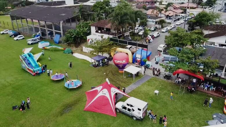 Festival Fly Camping teve a participação de 30 pilotos e mais de 150 voos em Jaraguá  - 