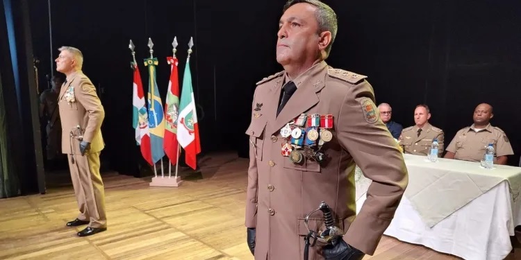 Coronel Alessandro Machado assume o comando da 12ª Regional de Polícia Militar - Crédito: Gustavo Luzzani