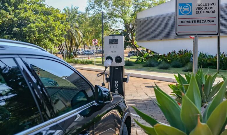 Imposto de Importação para carros elétricos será retomado em 2024 - Crédito: José Cruz | Agência Brasil